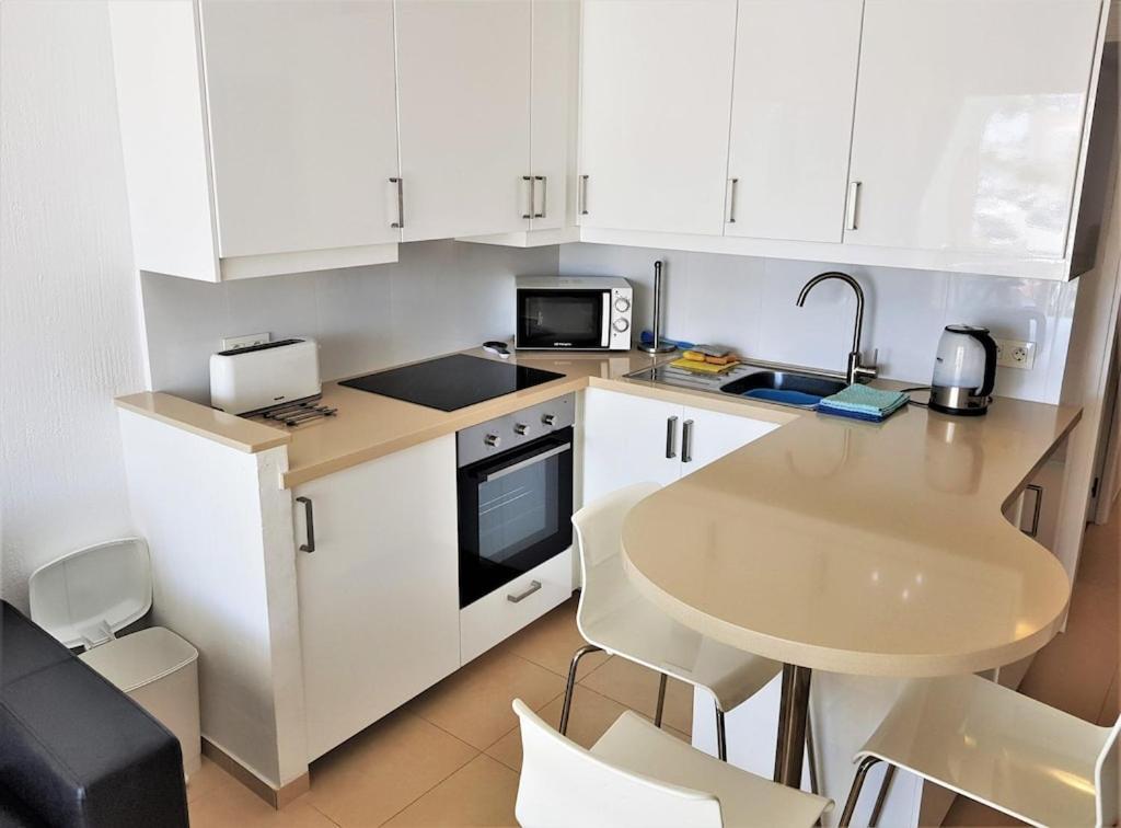 Edificio Verdemar - Stunning 1 Bed Apartment With Pool & Sea Views Nerja Extérieur photo
